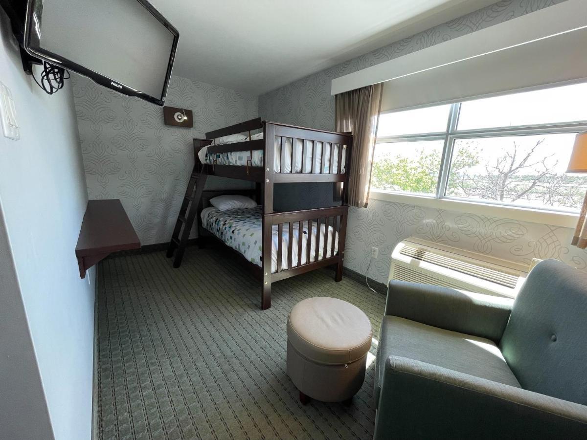 Rodd Moncton Hotel Buitenkant foto