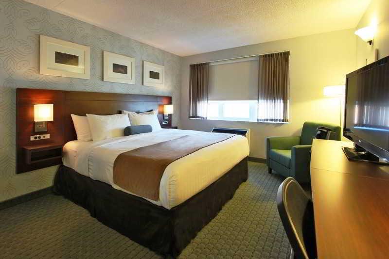 Rodd Moncton Hotel Buitenkant foto