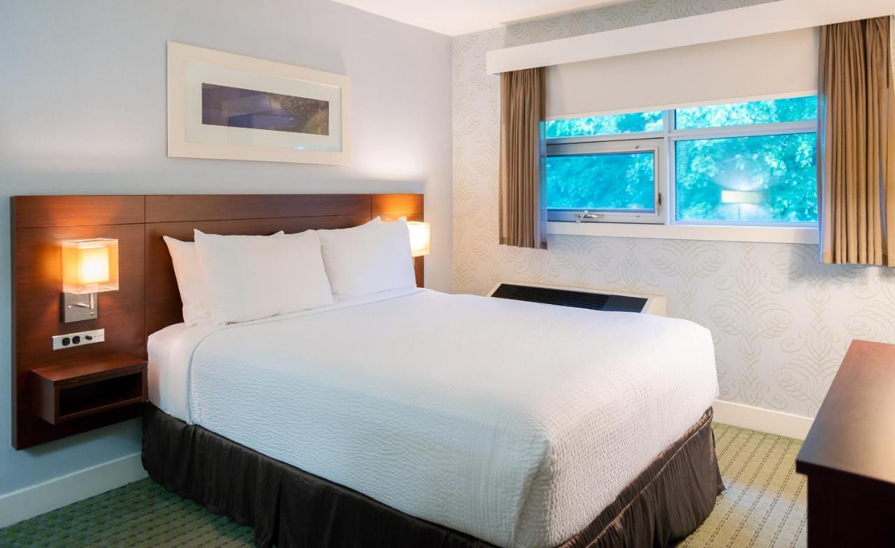 Rodd Moncton Hotel Buitenkant foto